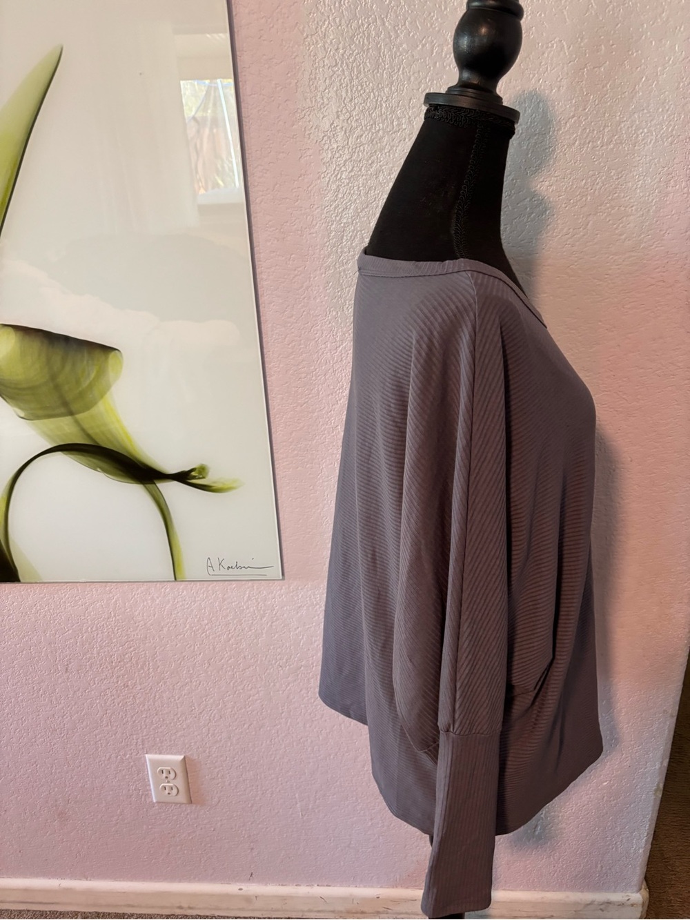 shirt size medium - Picture 2 of 5
